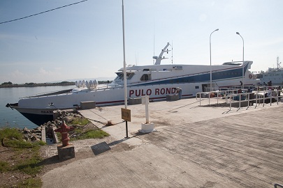 Kapal Pulo Rondo di pelabuhan Ulee Lheue